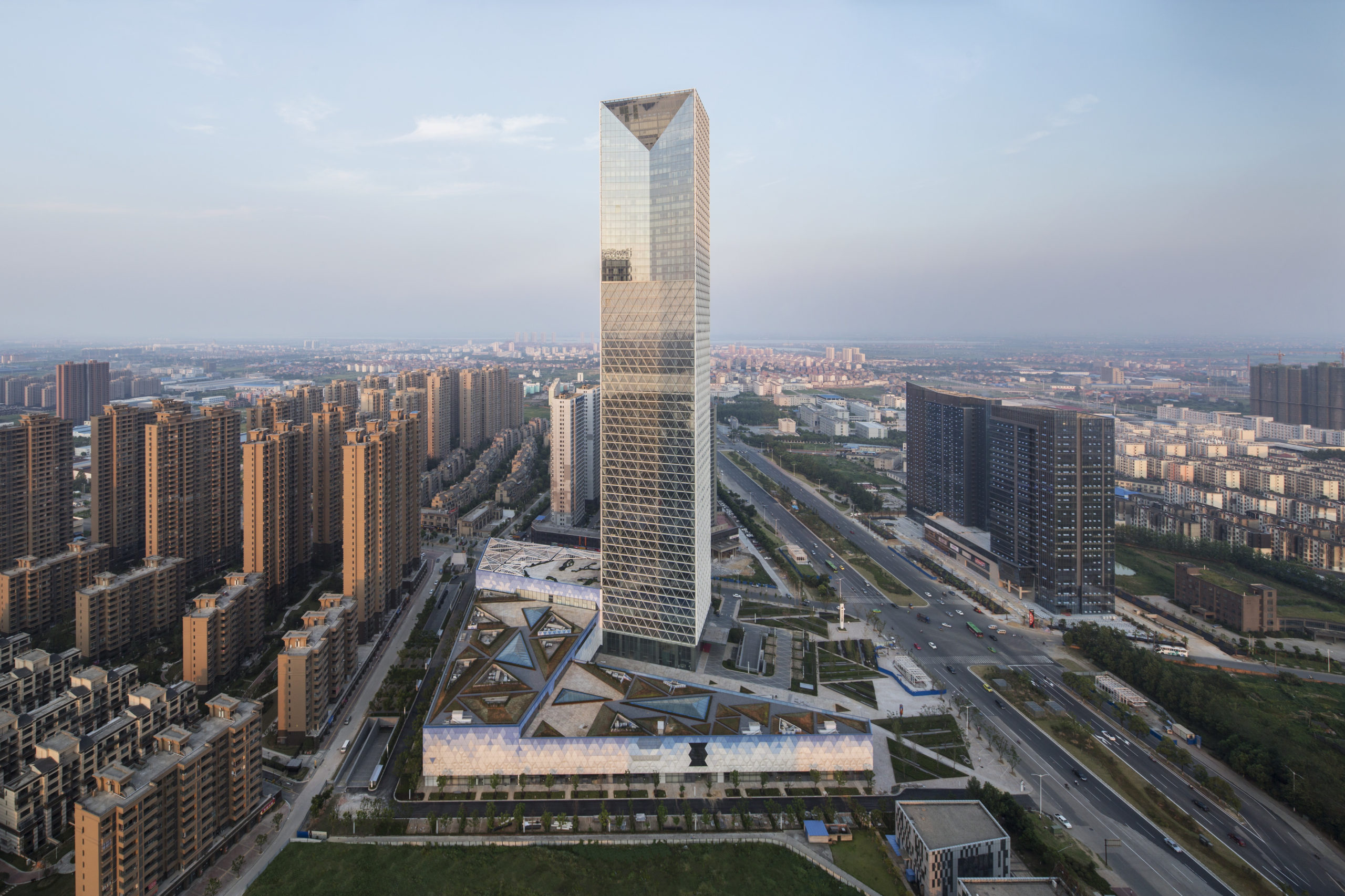 Jiangxi Nanchang Greenland Zifeng Tower – SOM