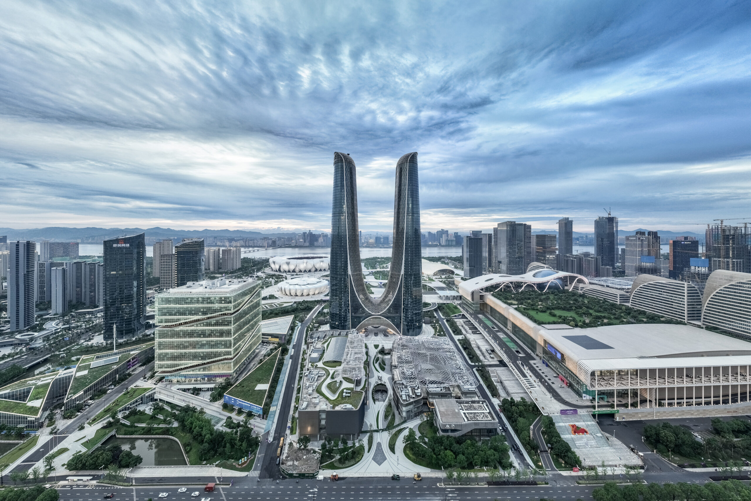 廣岡 Greenland Hangzhou Century Center – SOM
